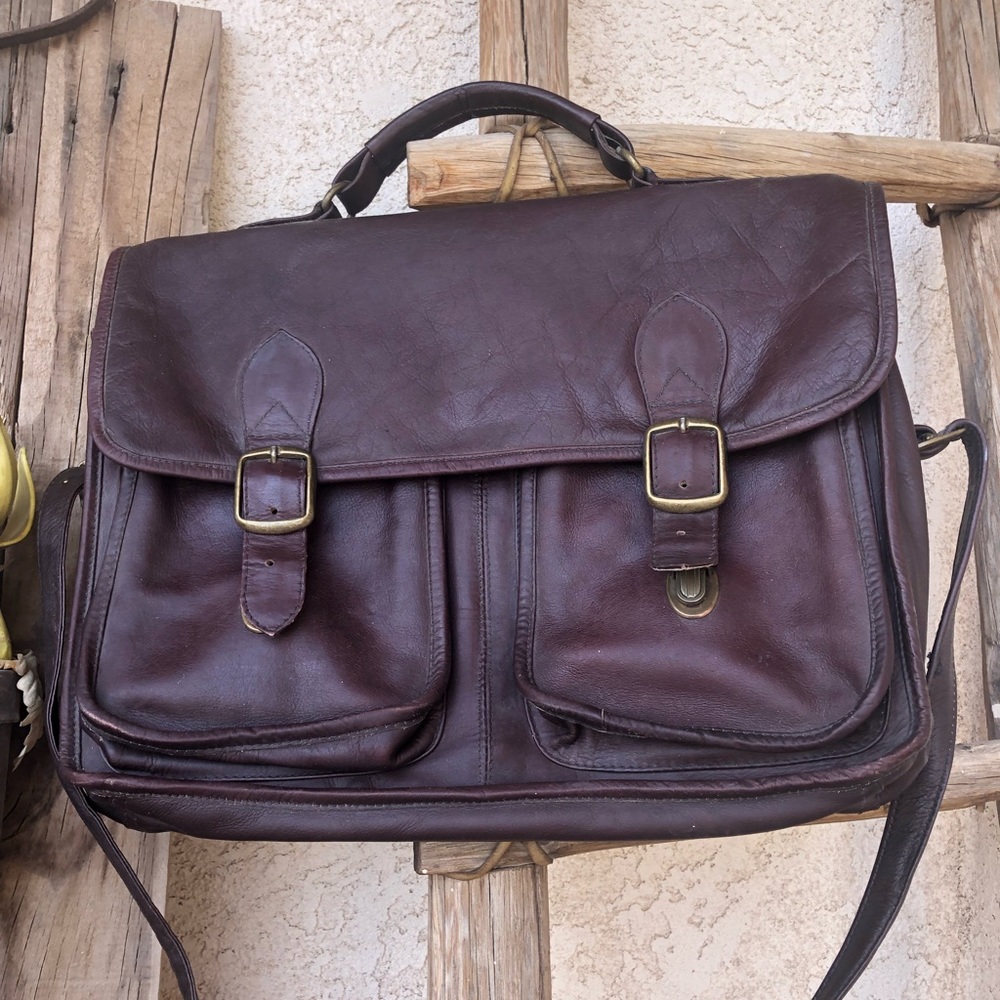 Sophisticated Dark Brown Leather Laptop Bag